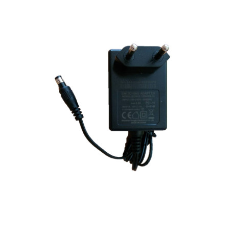 Alimentador AC-DC  SWITCHING 100-240V a 12V 1 Amp